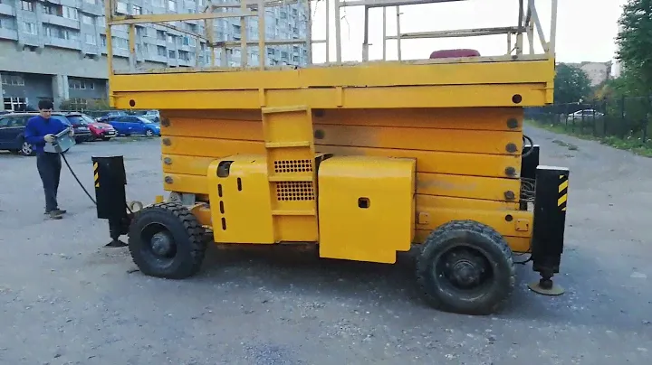 Подъемник ножничный Haulotte H18SX работа